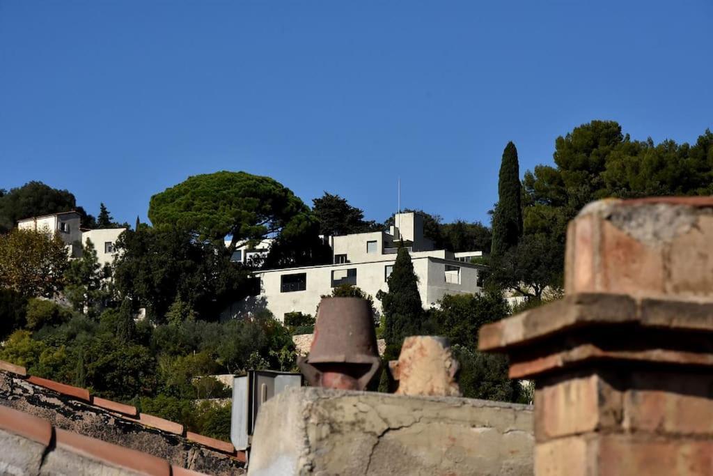 Lovely Flat In The Heart Of The Medieval City Hyères Esterno foto