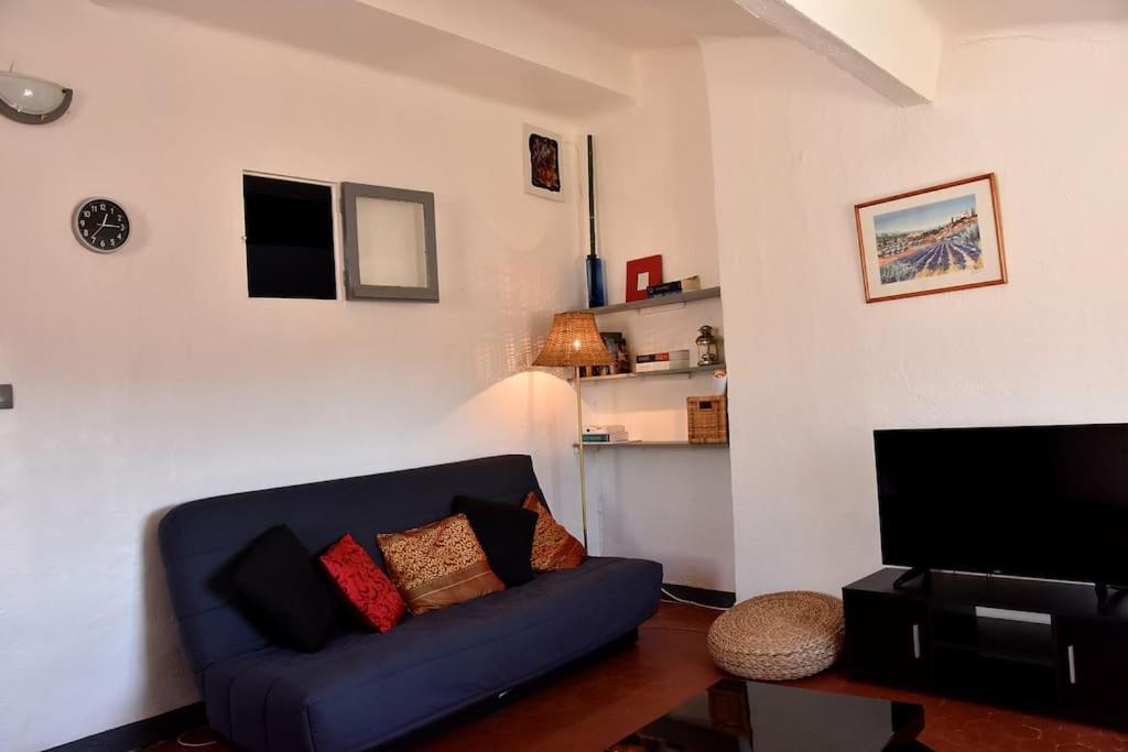 Lovely Flat In The Heart Of The Medieval City Hyères Esterno foto